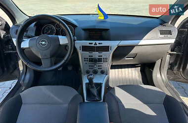 Универсал Opel Astra 2009 в Заболотове