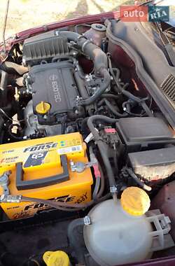 Седан Opel Astra 2006 в 