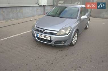 Хетчбек Opel Astra 2004 в Житомирі