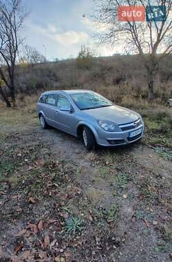 Универсал Opel Astra 2004 в Городище