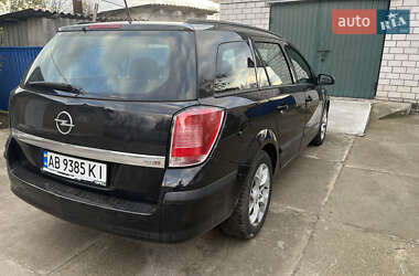 Универсал Opel Astra 2005 в 