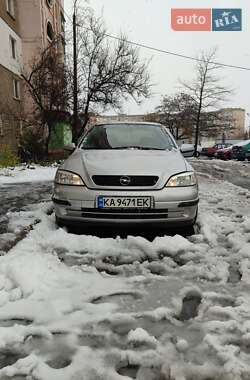 Седан Opel Astra 2001 в Киеве