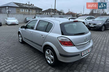 Хэтчбек Opel Astra 2007 в Луцке