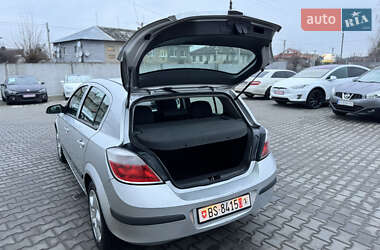 Хэтчбек Opel Astra 2007 в Луцке