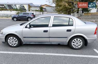 Седан Opel Astra 2001 в Киеве