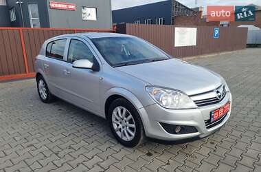 Хетчбек Opel Astra 2008 в Луцьку