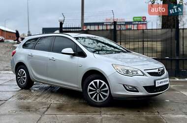 Универсал Opel Astra 2012 в Киеве