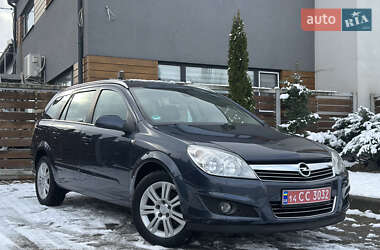 Універсал Opel Astra 2009 в Стрию