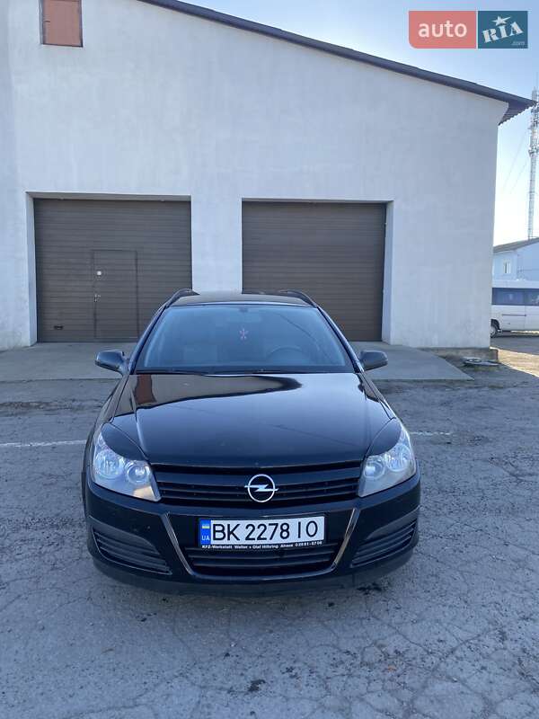 Універсал Opel Astra 2006 в Рокитному