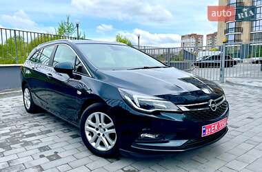 Универсал Opel Astra 2017 в Луцке