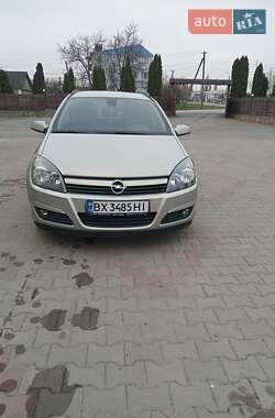 Универсал Opel Astra 2005 в Дунаевцах