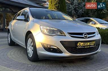 Универсал Opel Astra 2013 в Львове