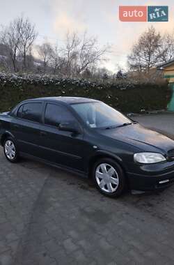 Седан Opel Astra 2003 в Турке