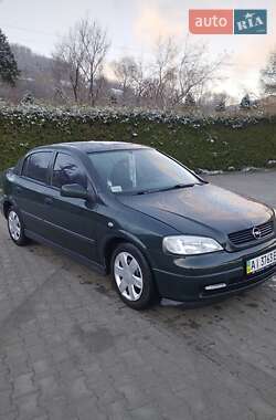 Седан Opel Astra 2003 в Турке