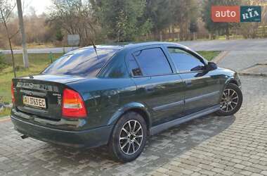 Седан Opel Astra 2003 в Турке