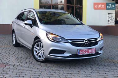 Универсал Opel Astra 2018 в Трускавце