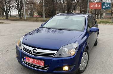 Универсал Opel Astra 2007 в Полтаве