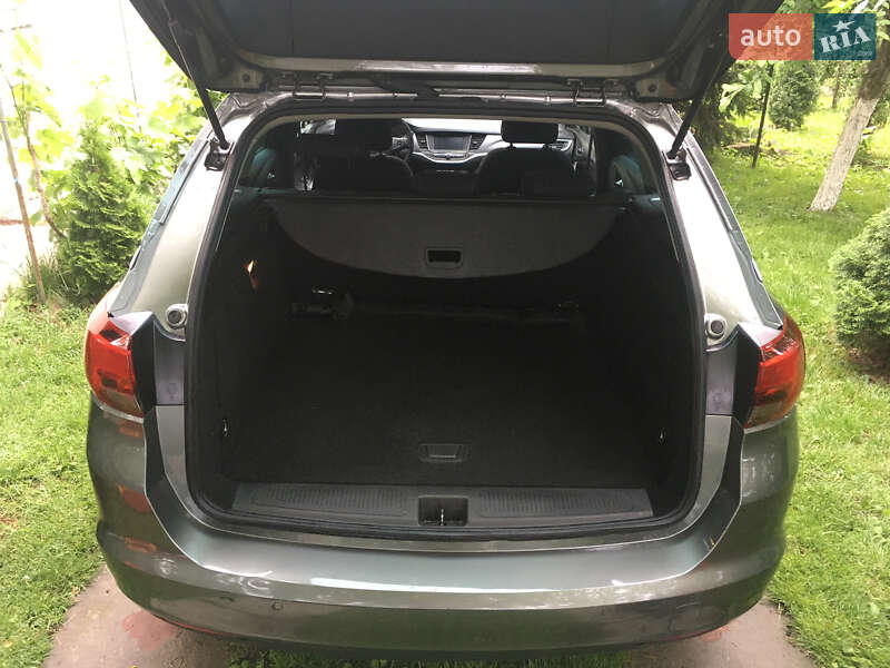 Універсал Opel Astra 2017 в Бучачі