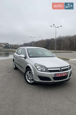 Хэтчбек Opel Astra 2005 в Днепре