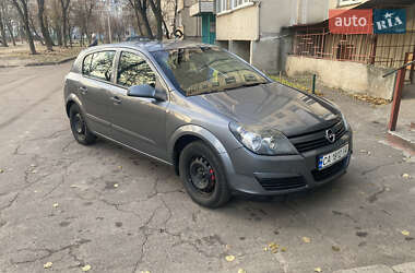 Хетчбек Opel Astra 2004 в Черкасах