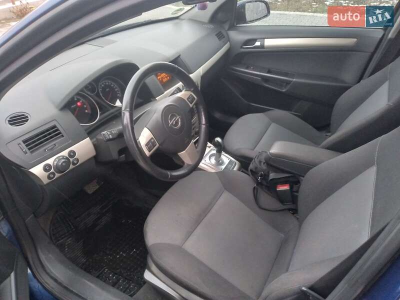 Универсал Opel Astra 2007 в Бородянке