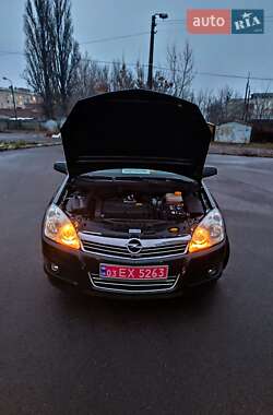 Універсал Opel Astra 2007 в Білій Церкві