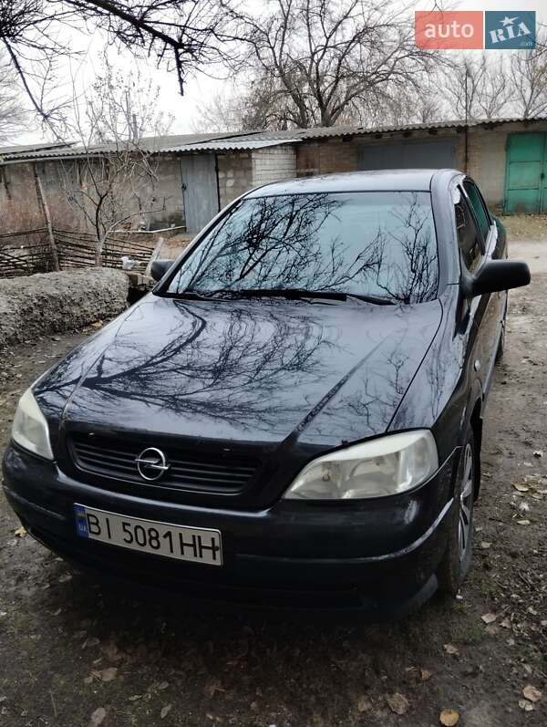 Седан Opel Astra 2006 в Зачепилівці