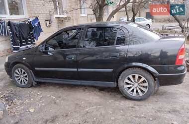 Седан Opel Astra 2006 в Зачепилівці