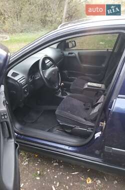 Хэтчбек Opel Astra 1998 в 