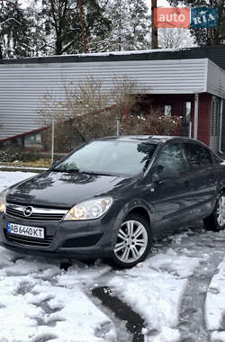 Седан Opel Astra 2011 в Вінниці