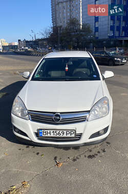 Универсал Opel Astra 2009 в Одессе