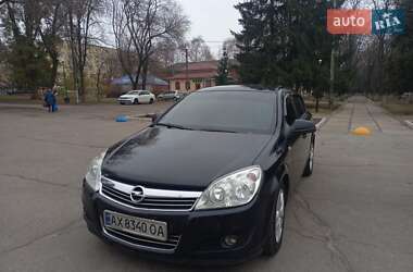 Хетчбек Opel Astra 2009 в Краснограді