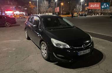 Універсал Opel Astra 2013 в Одесі