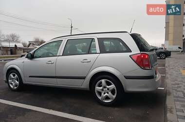 Універсал Opel Astra 2006 в Чернігові