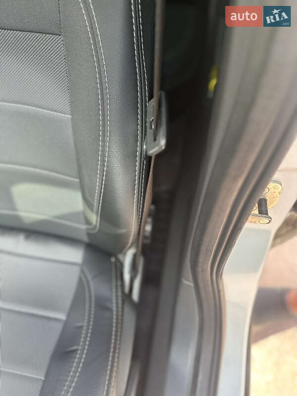Универсал Opel Astra 2012 в Ивано-Франковске