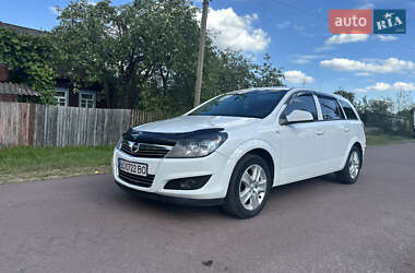 Универсал Opel Astra 2012 в Ивано-Франковске