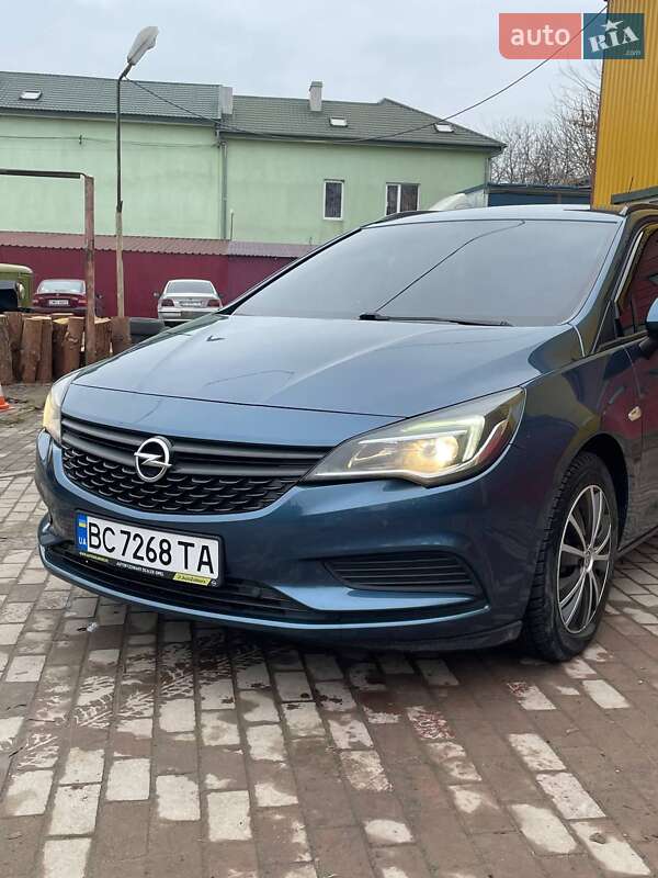 Opel Astra 2017