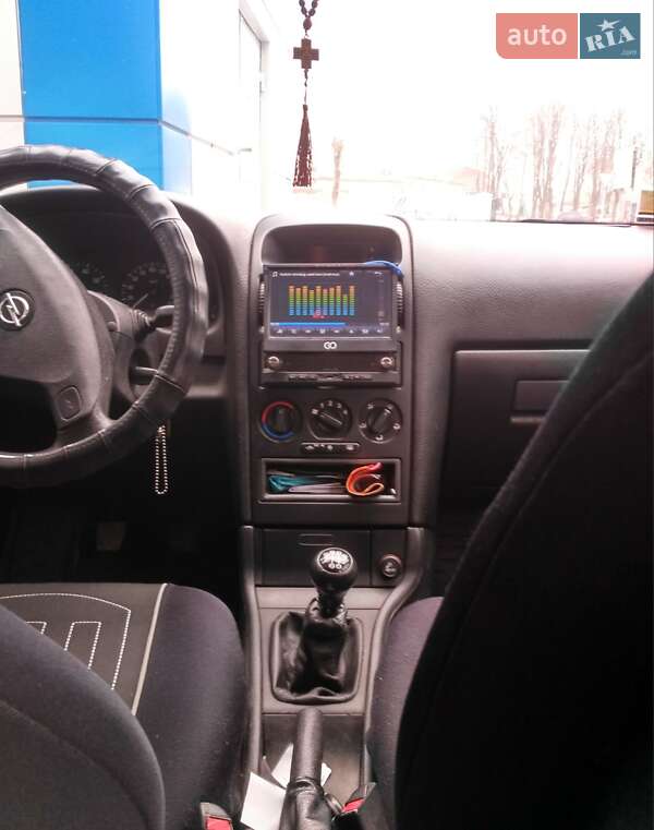 Седан Opel Astra 2008 в Бердичеві