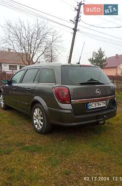 Універсал Opel Astra 2009 в Городку