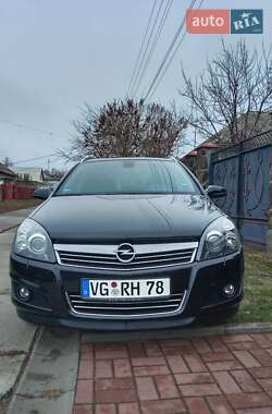 Универсал Opel Astra 2008 в Золотоноше