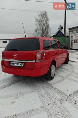 Універсал Opel Astra 2009 в Звягелі