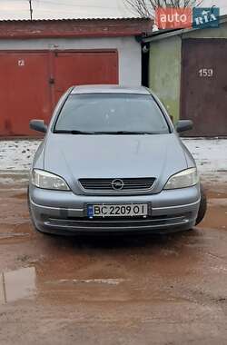 Седан Opel Astra 2006 в Стрию