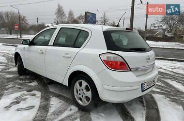 Хэтчбек Opel Astra 2006 в Полтаве