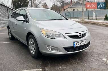 Универсал Opel Astra 2011 в Харькове