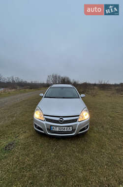Универсал Opel Astra 2008 в 