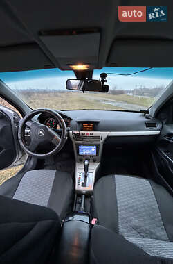 Универсал Opel Astra 2008 в 