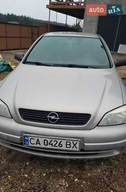 Седан Opel Astra 2007 в Львові