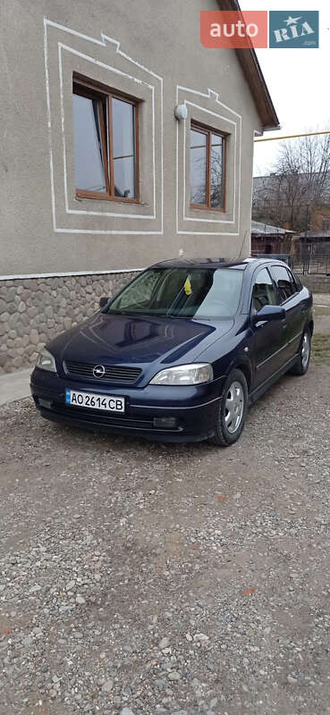 Хетчбек Opel Astra 1999 в Буштино