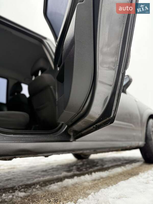 Универсал Opel Astra 2008 в Новом Роздоле