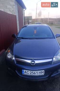 Хетчбек Opel Astra 2009 в Нововолинську